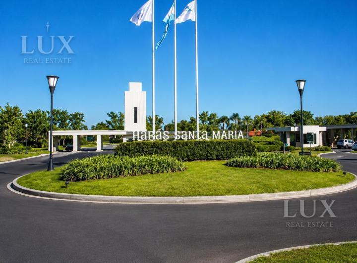 Terreno · 801m²