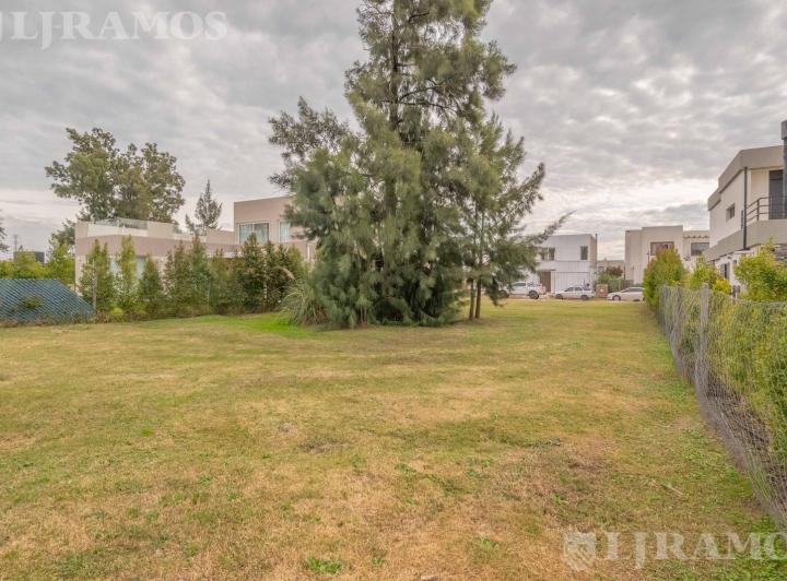 Terreno · 660m²