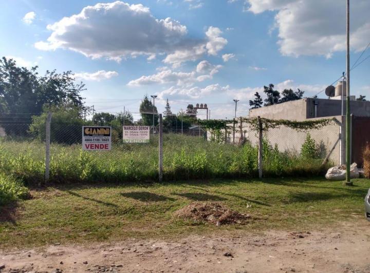 Terreno · 600m²
