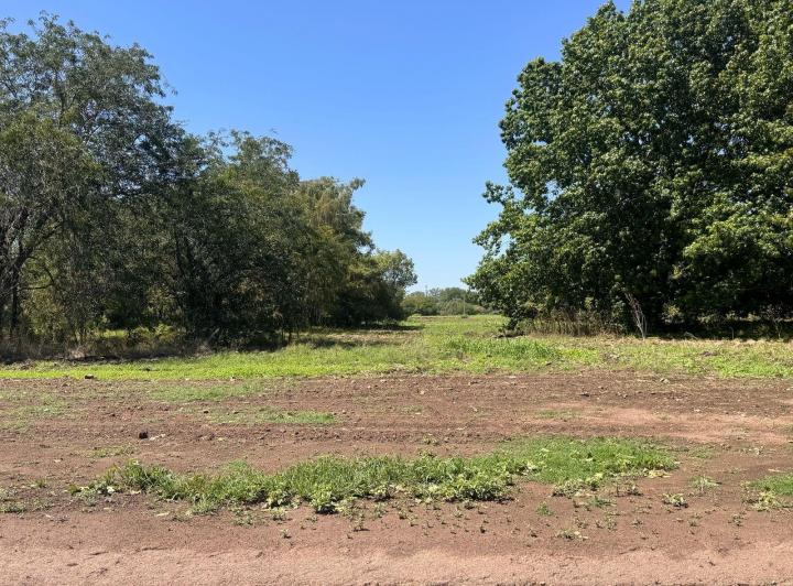 Terreno · 829m²