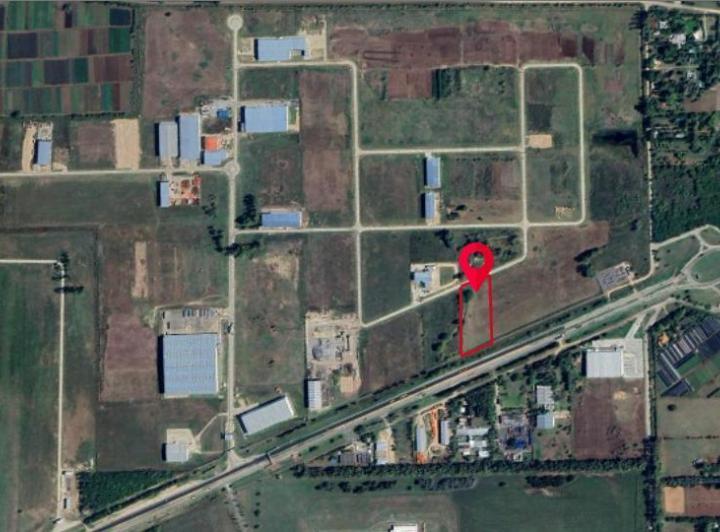 Terreno · 10696m²