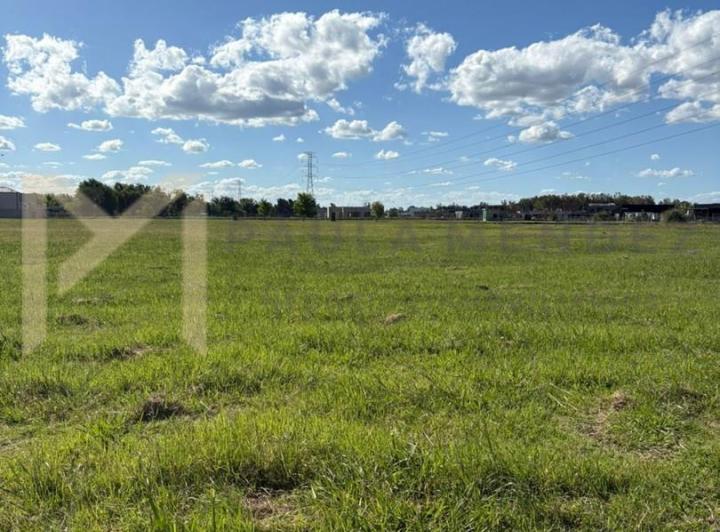 Terreno · 600m²