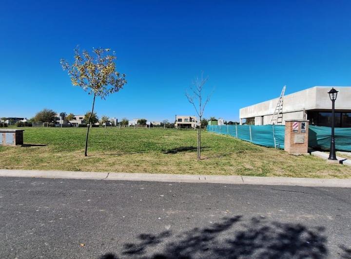 Terreno · 525m²