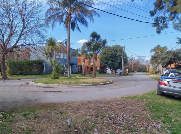 Terreno · 773m²