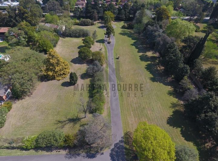 Terreno · 1160m²