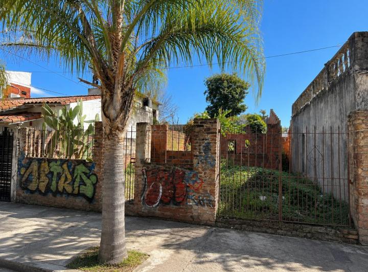 Terreno · 232m²