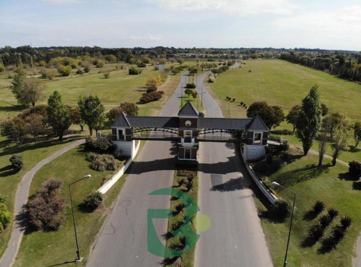 Terreno · 490m²