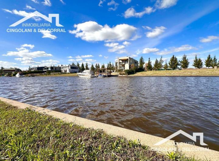 Terreno · 900m²