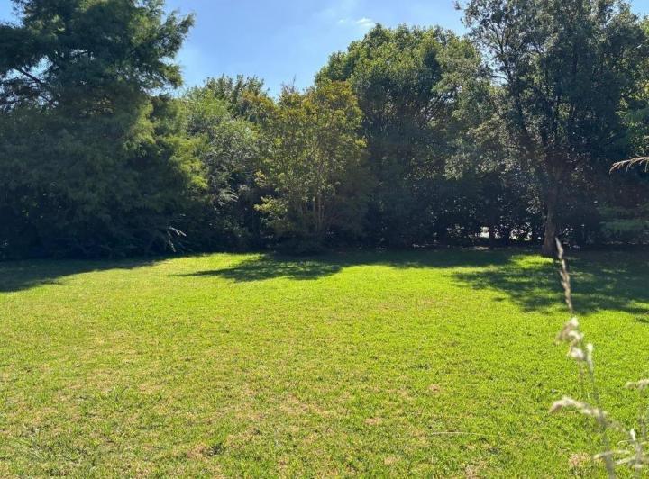 Terreno · 860m²