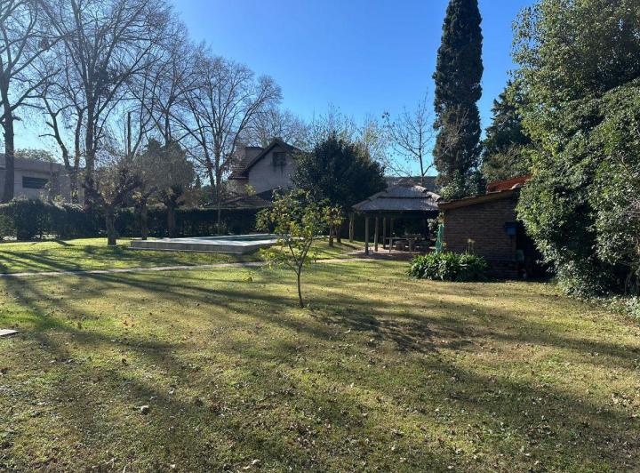 Terreno · 650m²