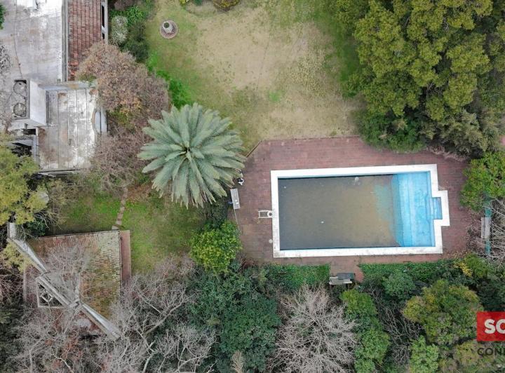 Terreno · 828m²