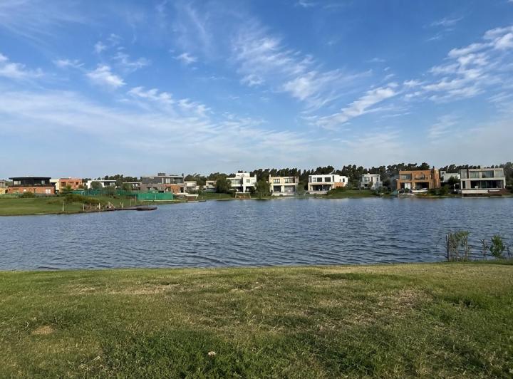 Terreno · 675m²