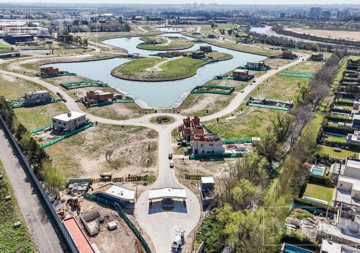 Terreno · 580m²