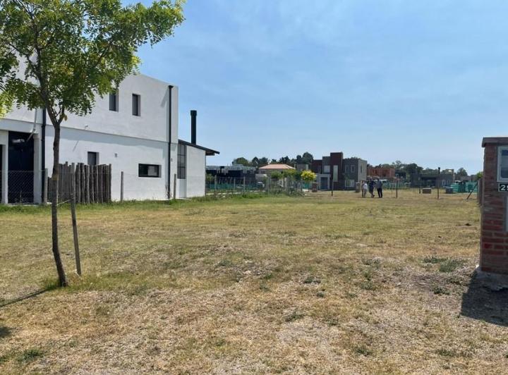 Terreno · 472m²