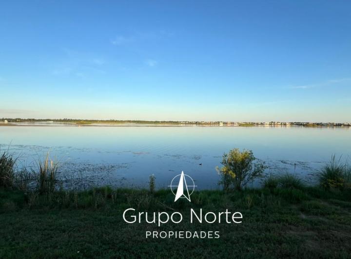 Terreno · 1087m²