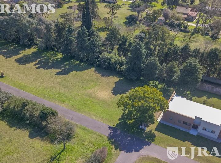 Terreno · 763m²