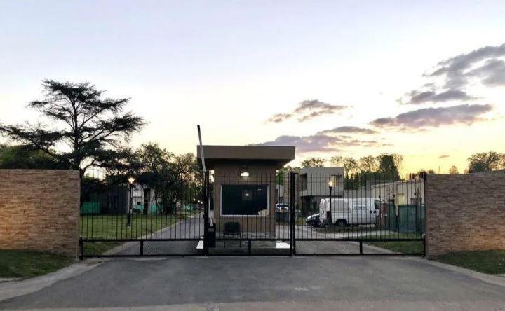 Terreno · 553m²