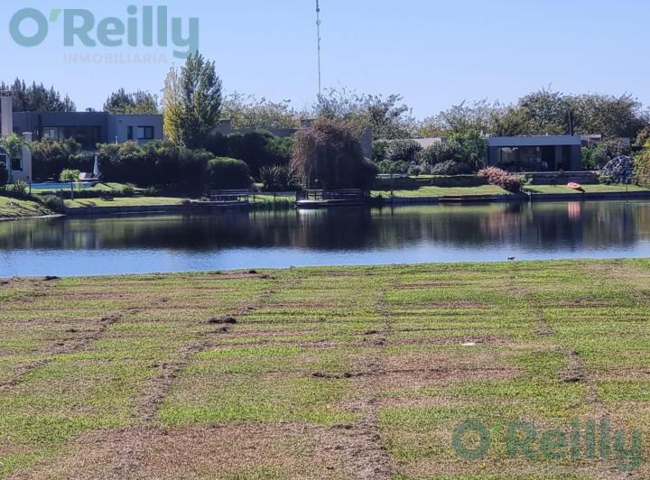 Terreno · 900m²