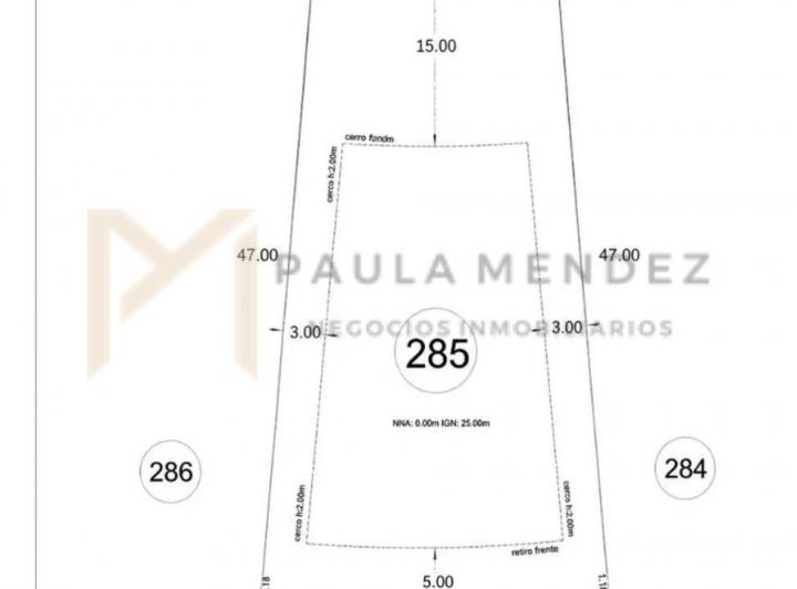 Terreno · 978m²