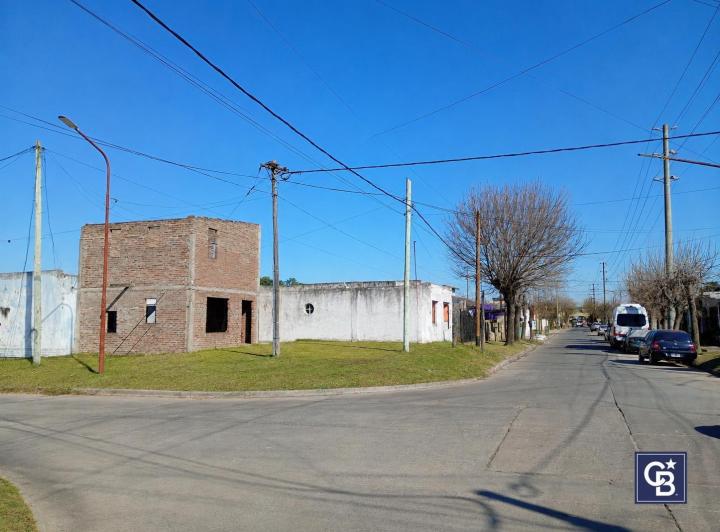 Terreno · 183m²