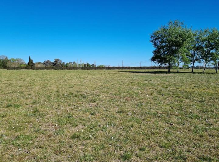Terreno · 3328m²