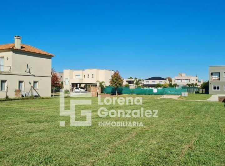 Terreno · 700m²