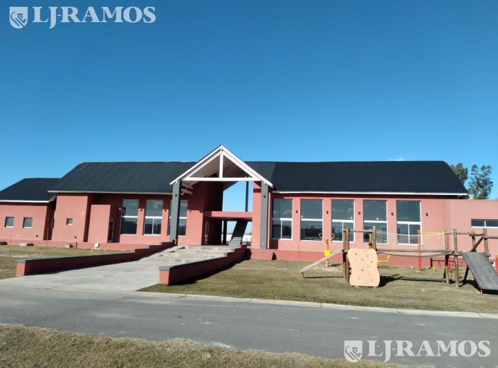 Terreno · 689m²