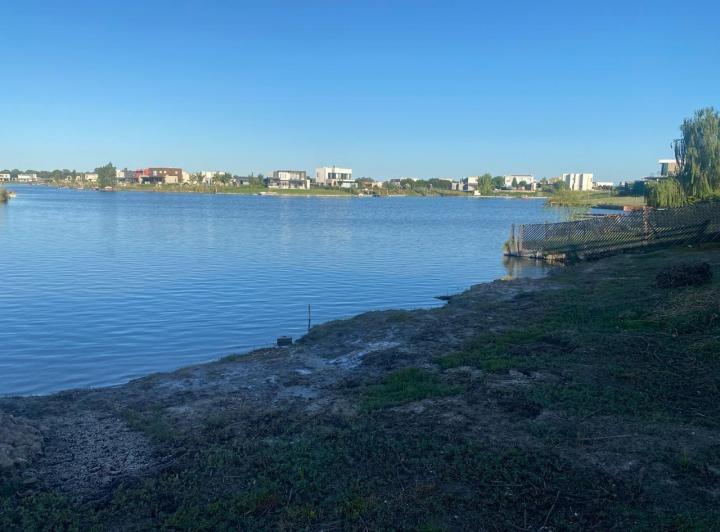 Terreno · 934m²