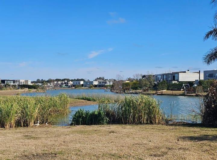 Terreno · 920m²