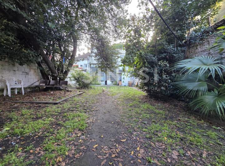 Terreno · 380m²