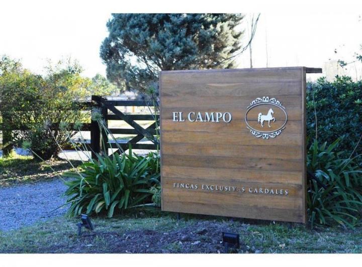 Terreno · 1043m²