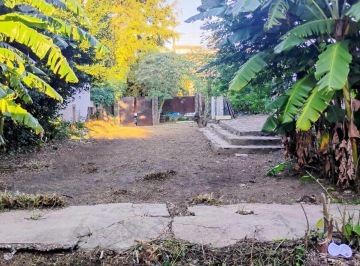 Terreno · 300m²