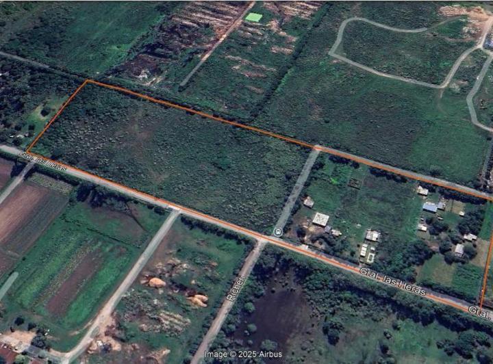 Terreno · 600m²