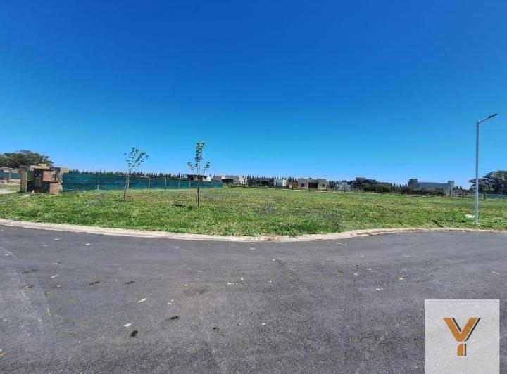Terreno · 1009m²