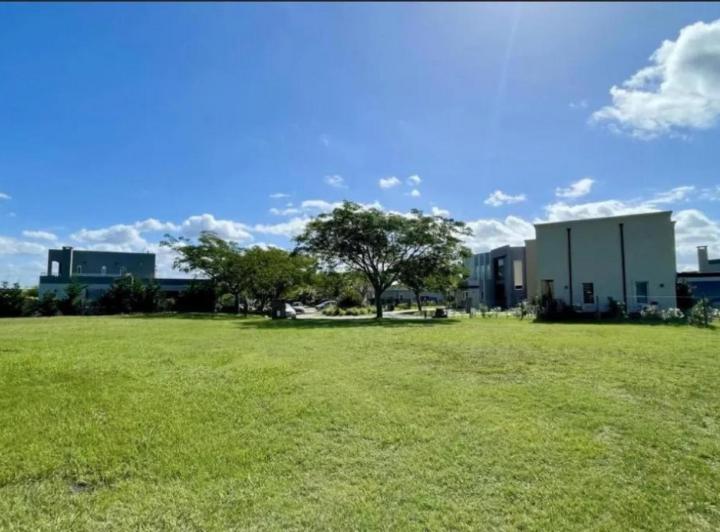 Terreno · 729m²