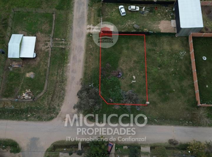 Terreno · 323m²