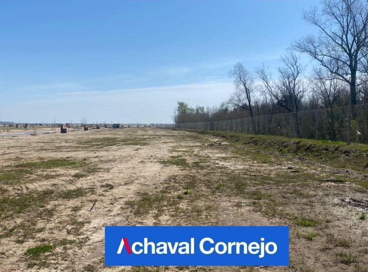 Terreno · 637m²