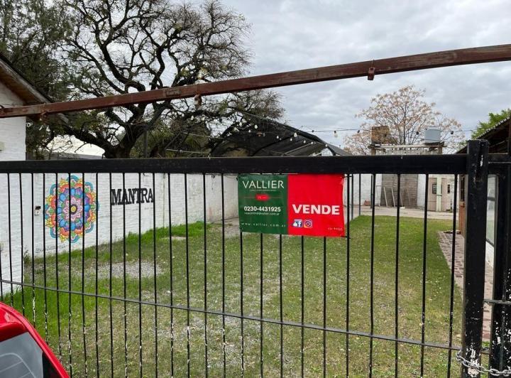 Terreno · 400m²