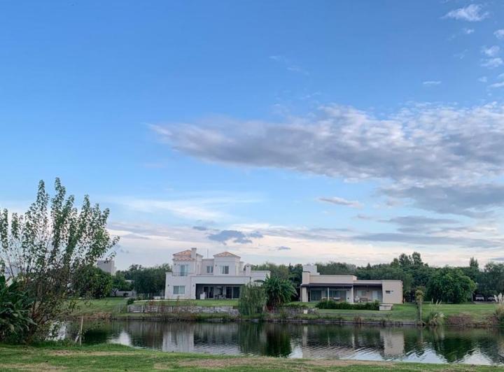 Terreno · 981m²