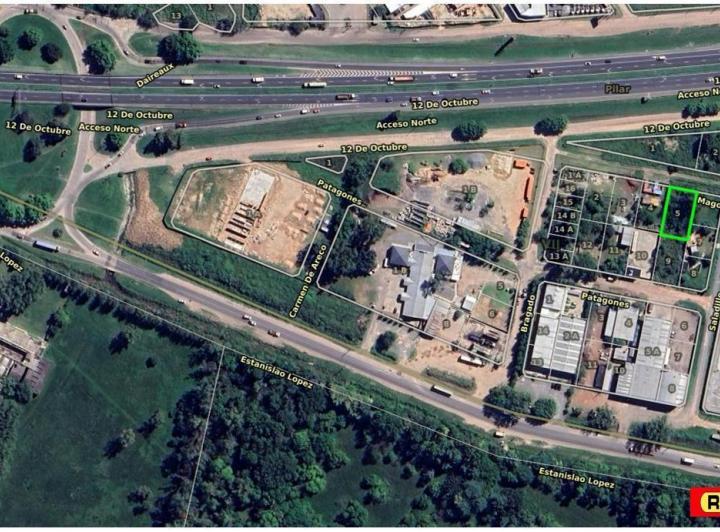 Terreno · 700m²