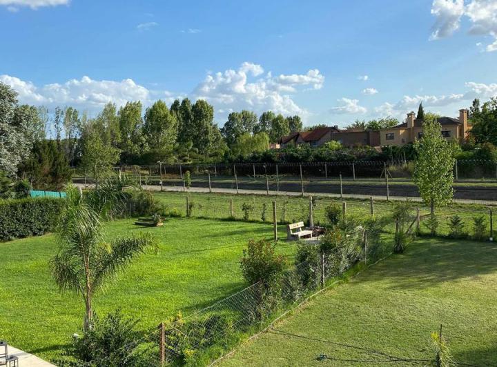 Terreno · 1008m²