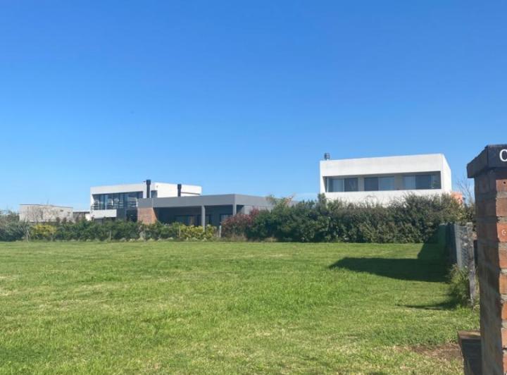 Terreno · 595m²