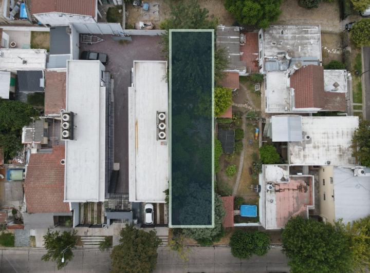 Terreno · 320m²