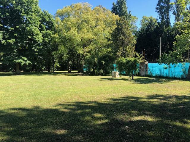 Terreno · 1102m²