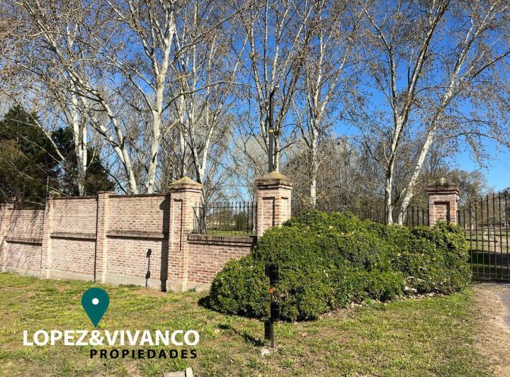 Terreno · 900m²