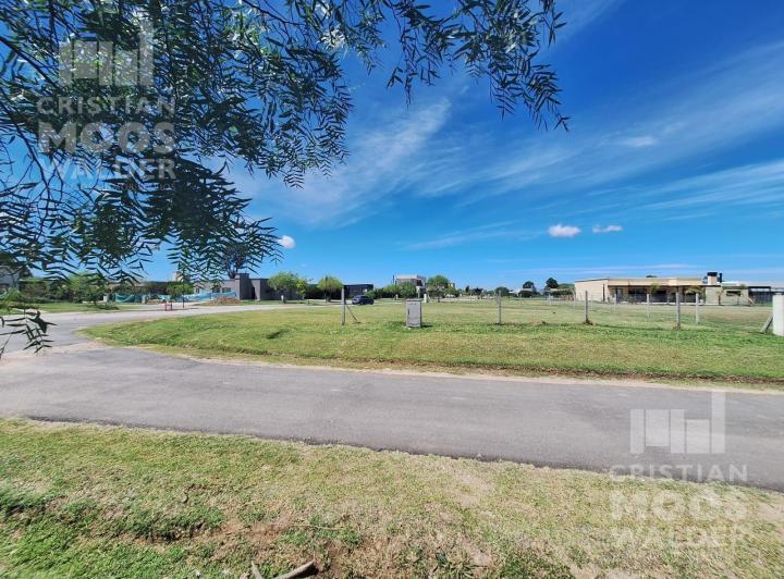 Terreno · 769m²