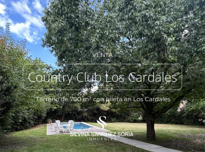 Terreno · 700m²