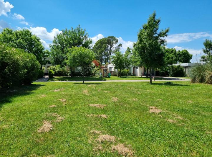 Terreno · 850m²