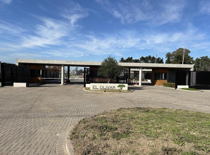 Terreno · 375m²