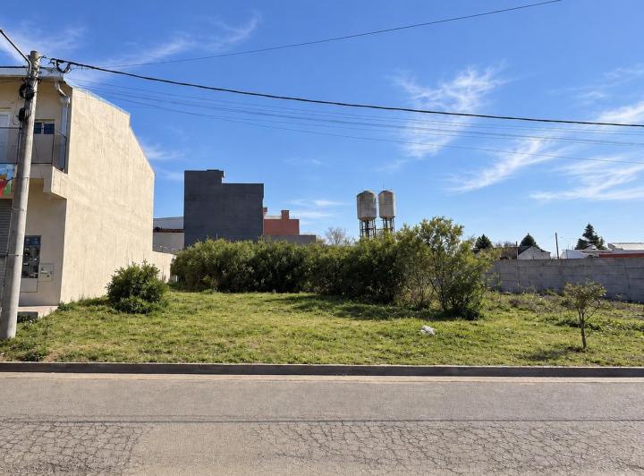 Terreno · 300m²